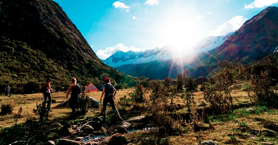 santa cruz trekking huaraz peru