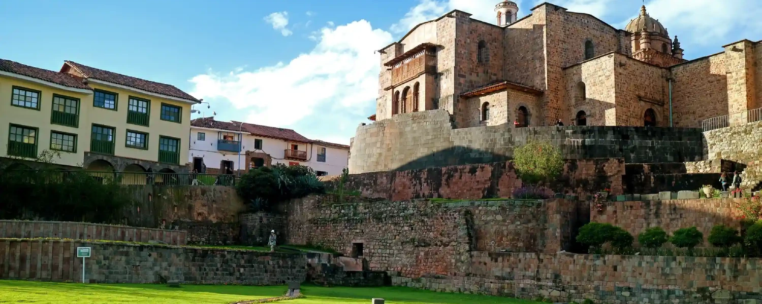 Amazing view of the Qoricancha from Palacio del Inca