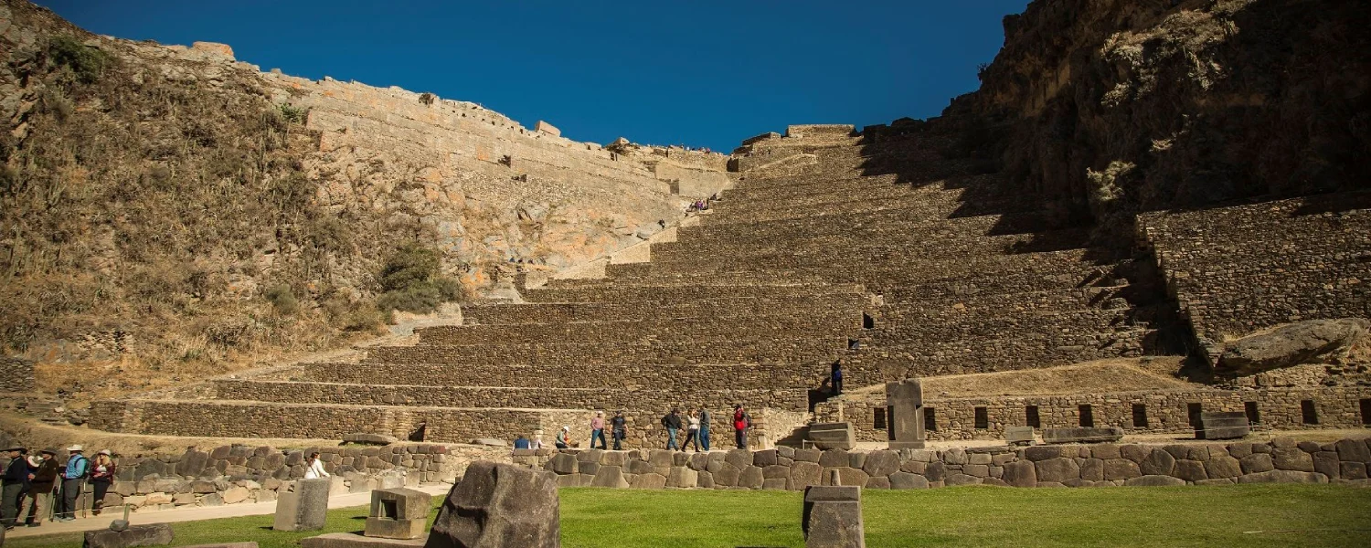 Ollantaytambo's impressive ancient Inca fortress.