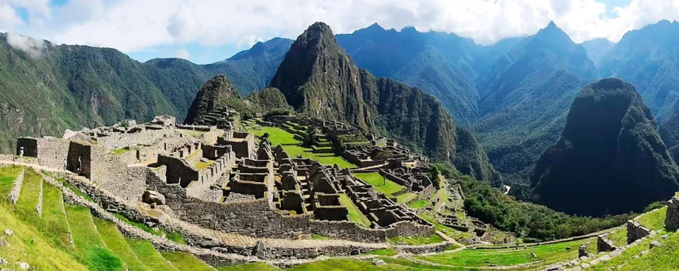 Machu Picchu Inca citadel ruins. Experience majestic Machu Picchu with Peru Grand Travel.