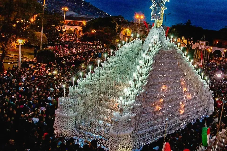 Holy Week procession in Ayacucho Holy Week procession in Ayacucho