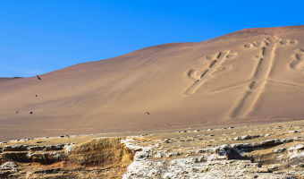 Colonial Lima, Huacachina and Machu Picchu