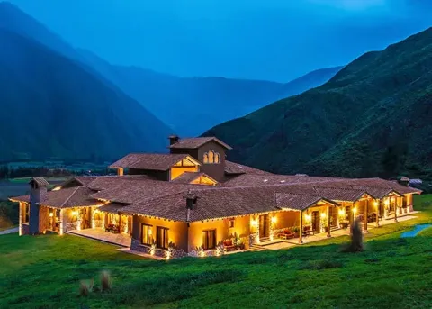 Grand Deluxe Cusco & Machu Picchu by Inkaterra Hotels 5 days — scenic view in Cusco, Peru | Peru Grand Travel