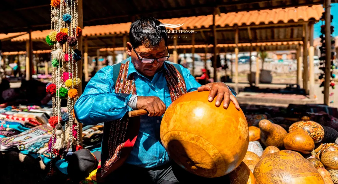Craftsman's Day in Peru