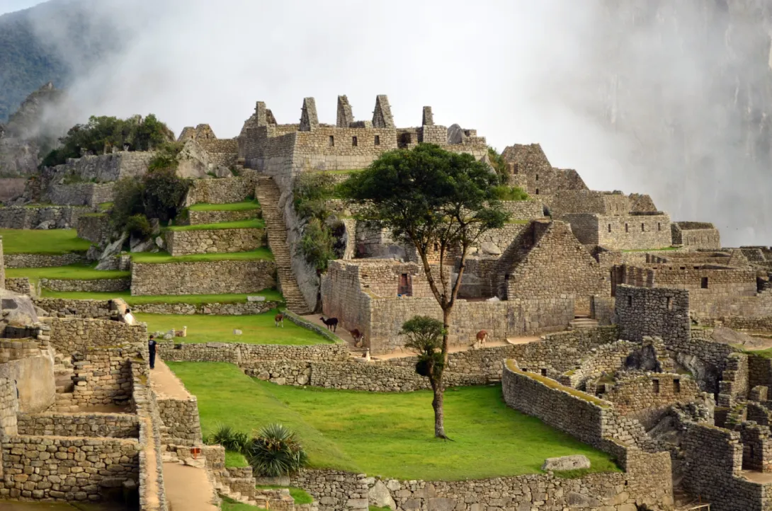 Machu-Picchu-cultural-heritage