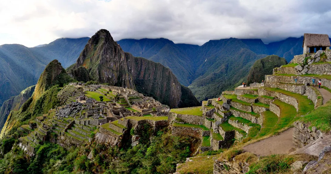 machu picchu circuit 1 - View of the citadel, the guardian's house and the platforms of Machu Picchu