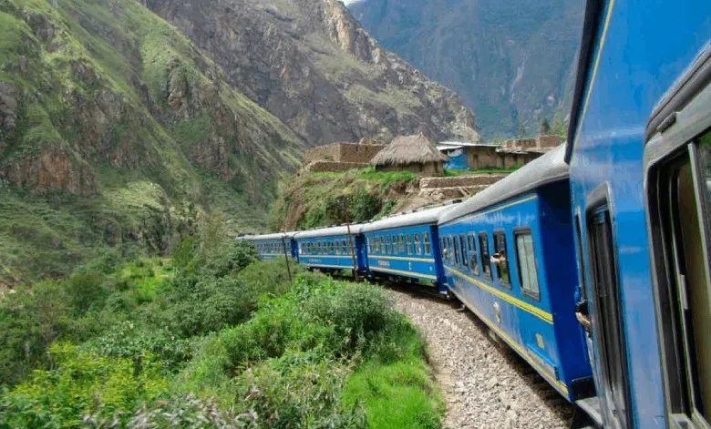 Trains to Machu Picchu - Peru Rail railway company